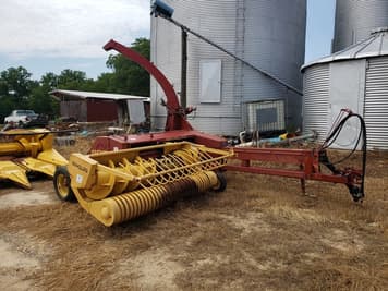 Main image New Holland 900